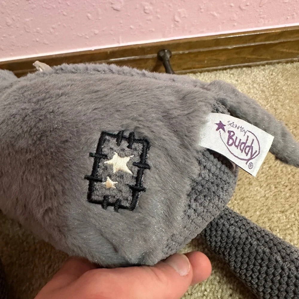 Scentsy “Ruby the Rhino” Buddy Plush Gray w Zipper No Scent Pack Retired